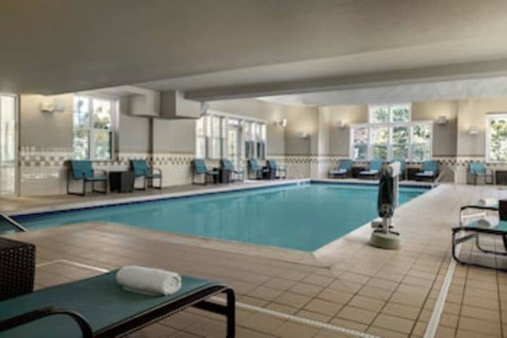 Pool 58 of 102
