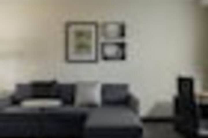 Room 44 of 102